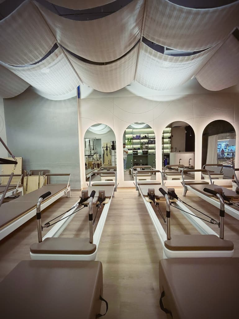 Transformación(14 sesiones Reformer+ 3 masajes terapeutico)